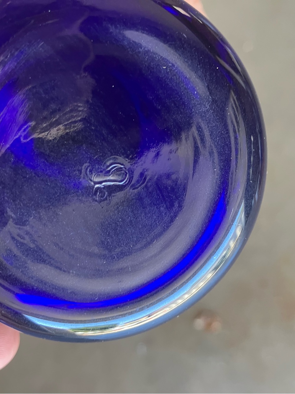 Vintage Libbey Metropolitan Cobalt Blue Glass Tumbler Set (12 - 16 oz, 6 - 8 oz) - Picture 4 of 6